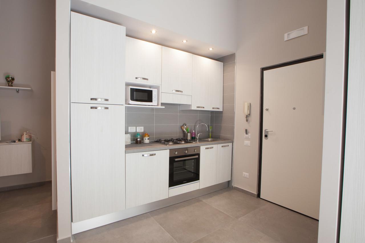 Bovio Prestige Apartments Napoli Oda fotoğraf